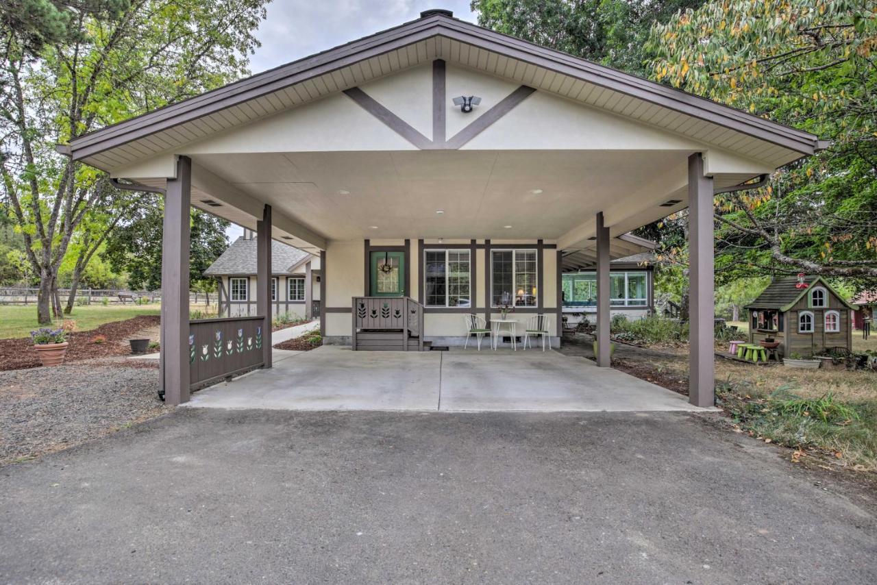 Cozy Cottage On Flower Farm With Baker Creek Views! McMinnville Exterior foto