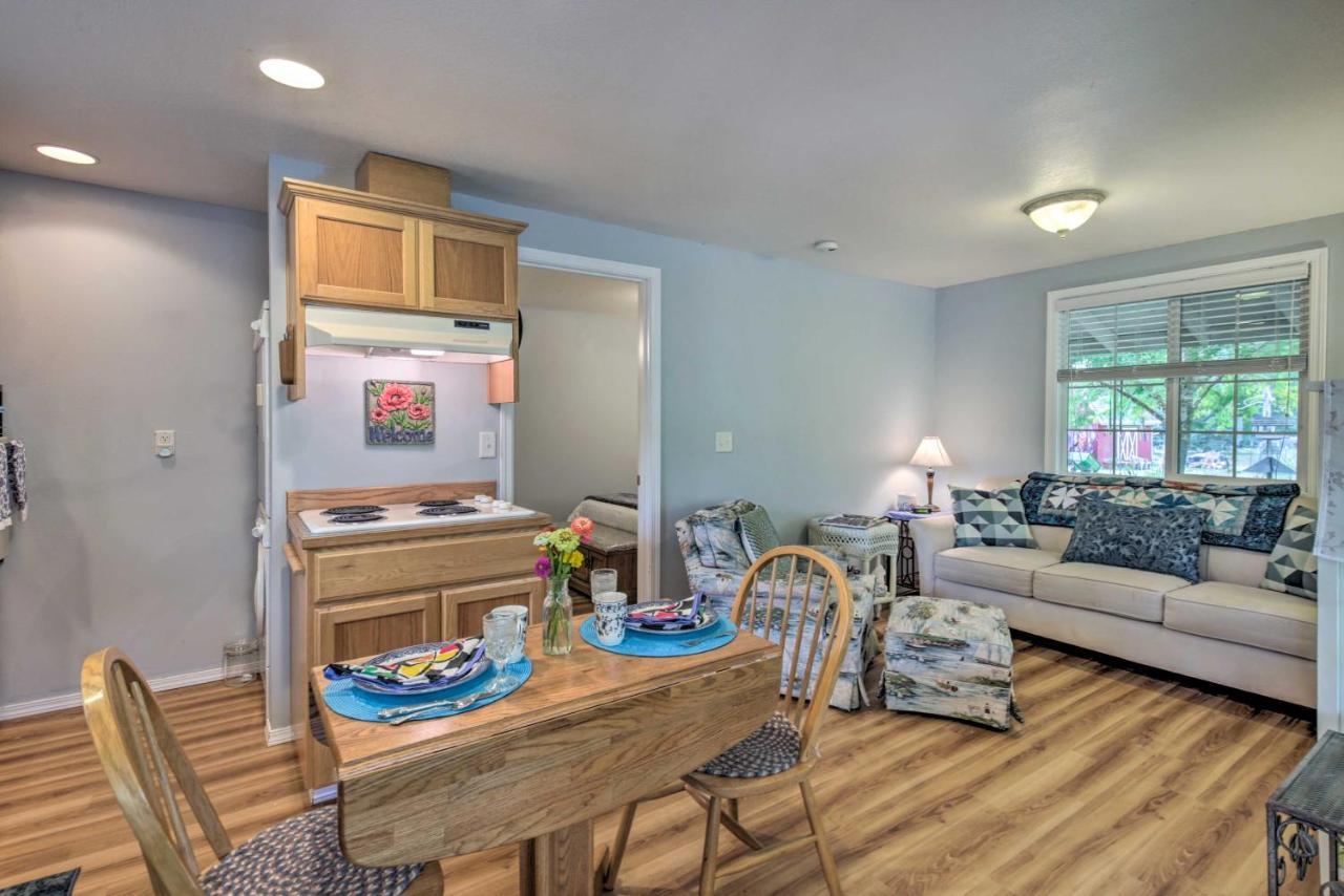 Cozy Cottage On Flower Farm With Baker Creek Views! McMinnville Exterior foto