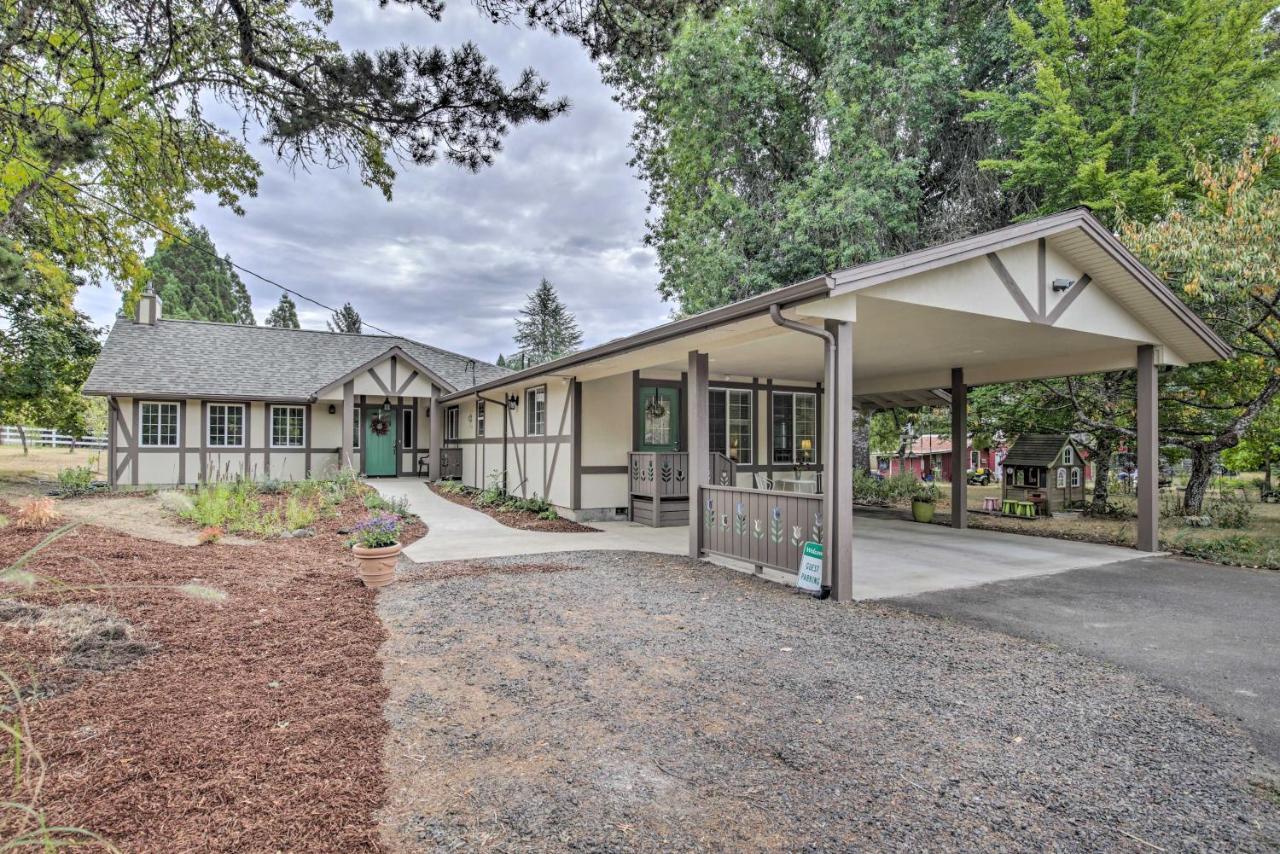 Cozy Cottage On Flower Farm With Baker Creek Views! McMinnville Exterior foto