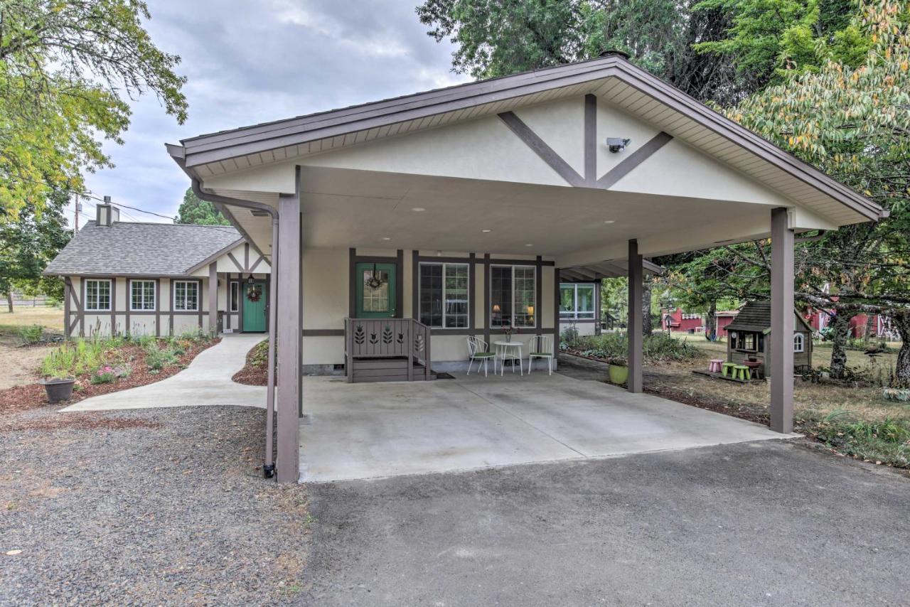 Cozy Cottage On Flower Farm With Baker Creek Views! McMinnville Exterior foto